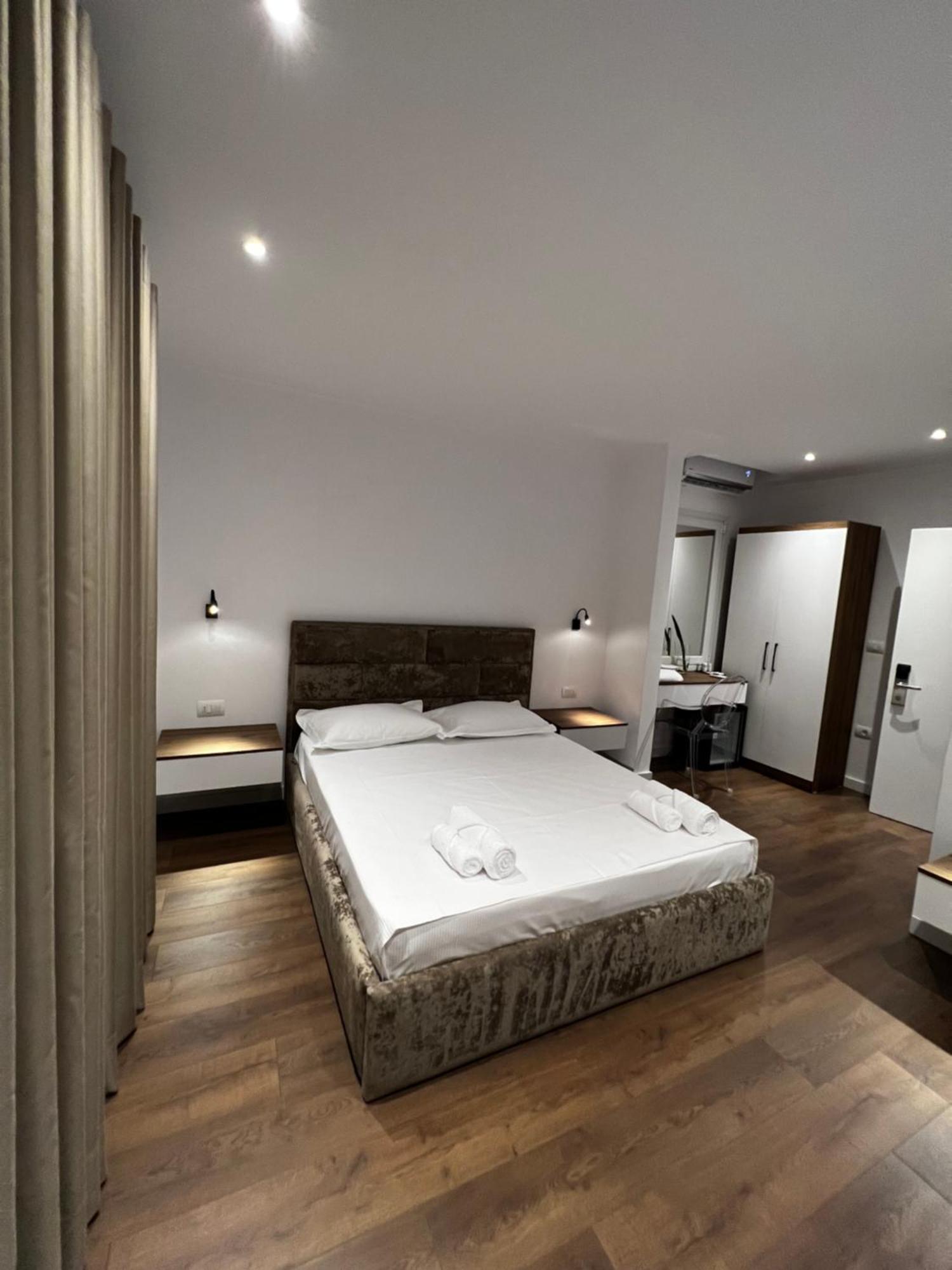Villa Niku Berat Kültér fotó